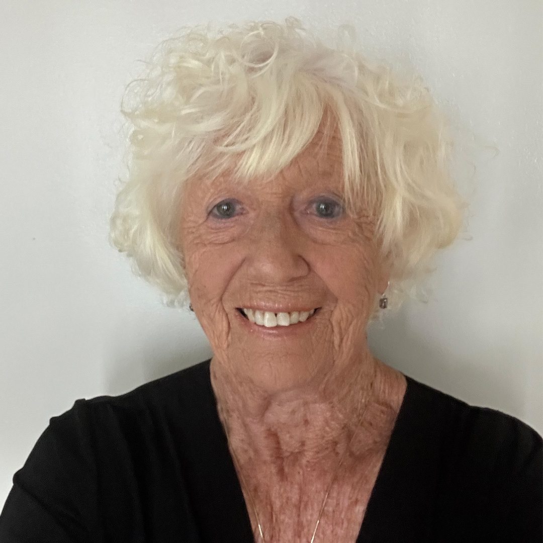 Lesley B. image