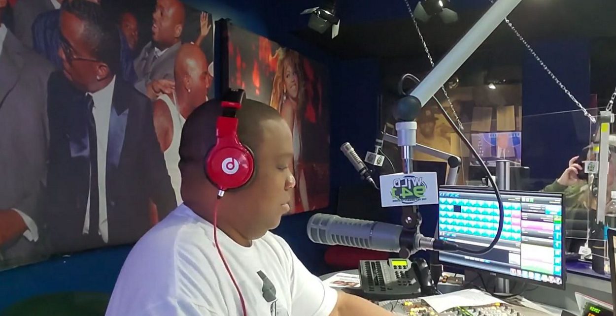 Radio Host Orlando Davis in the studio at WiLD 94.1